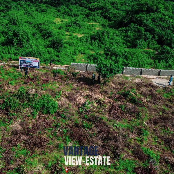 VANTAGE-VIEW ESTATE - Image 10